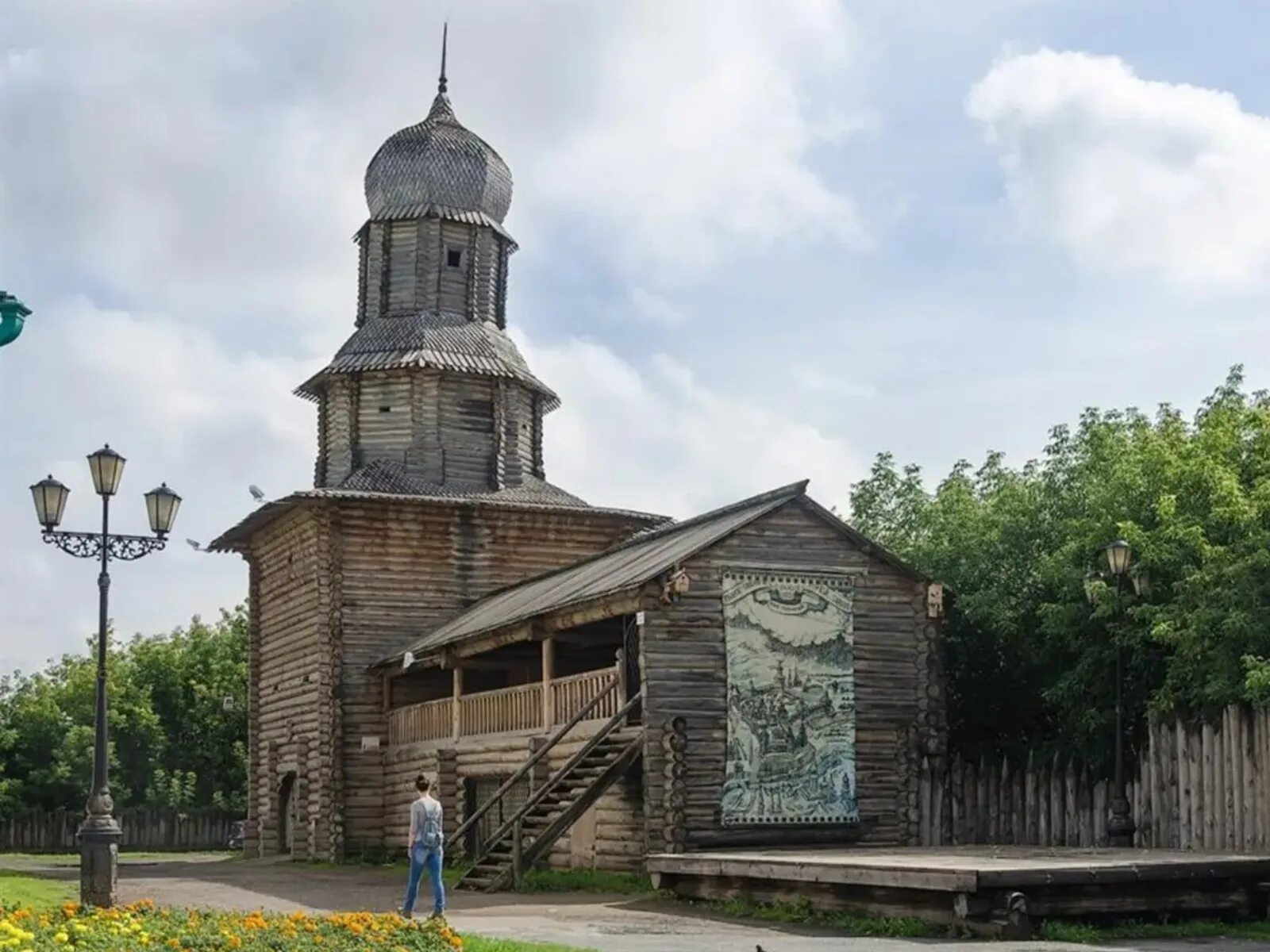 Томск дата основания. Город Томск Воскресенская гора. Спасская башня Томск. Воскресенская крепость Томск.