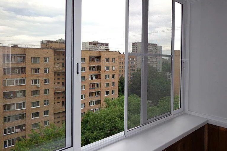 Холодное остекление 495 0080828. Алюминиевая система provedal c640. Полутеплое остекление slidors. Раздвижное остекление. Алюминиевый балкон.