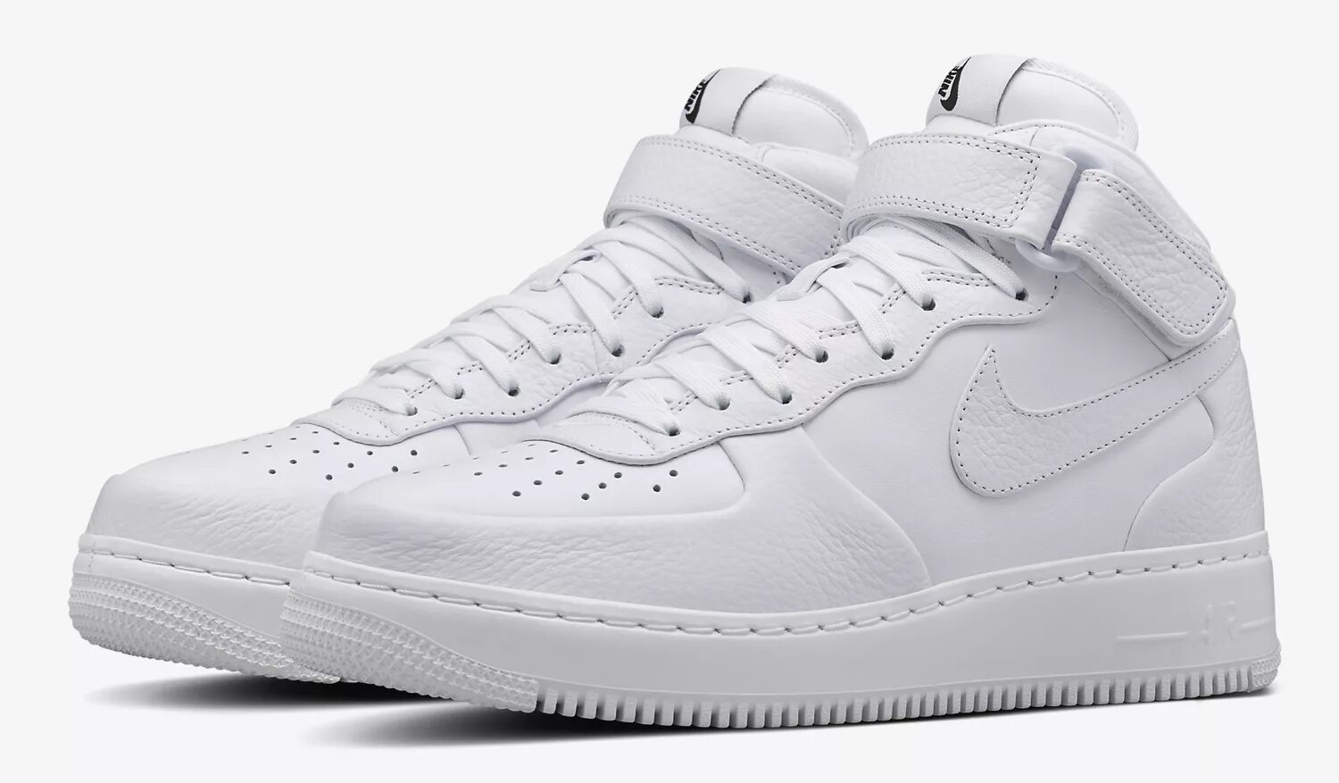 Купить кроссовки найк форсы. Nike Air Force 1 Mid. Nike Air Force 1 Mid White. Nike Air Force 2 White. Air Force 1 Mid 07 White.