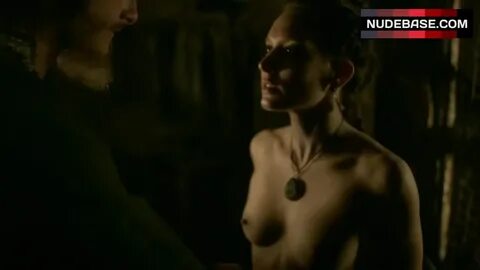 Watch free video online: Josefin Asplund Bare Breasts – Vikings.