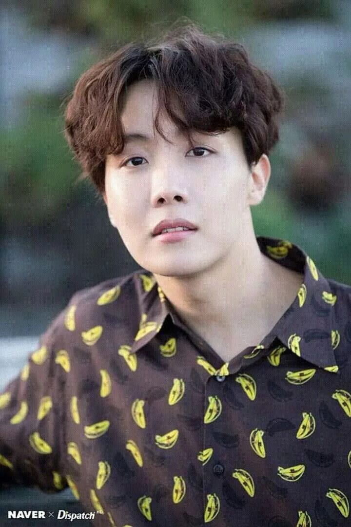 Чон хосок. Bts джей хоуп 2021. Чон хосок. Jhope корейский рэпер улыбка. Bts джей хоуп.