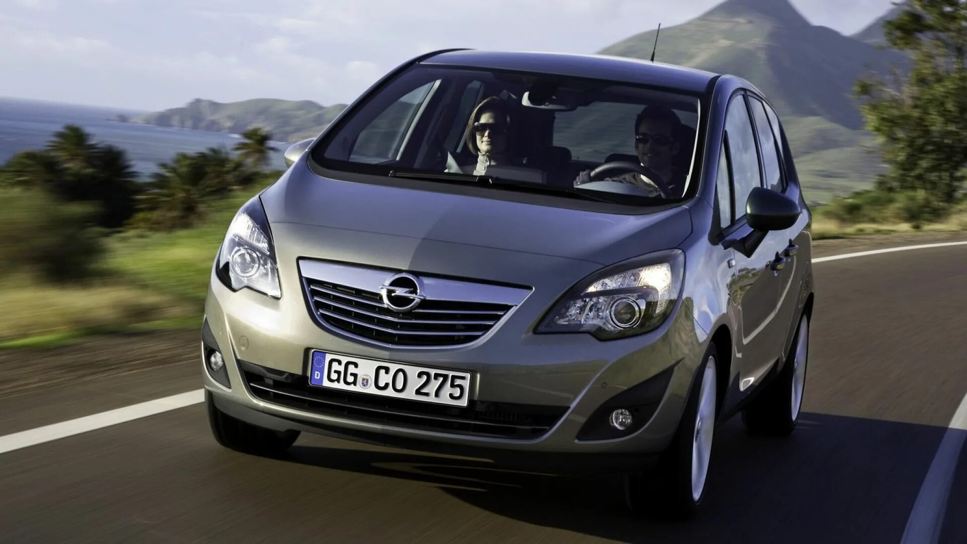Опель 1.3 отзывы. Опель Мерива. Opel Meriva a 1.3 CDTI. Opel Meriva a Рестайлинг. Опель Сценик.