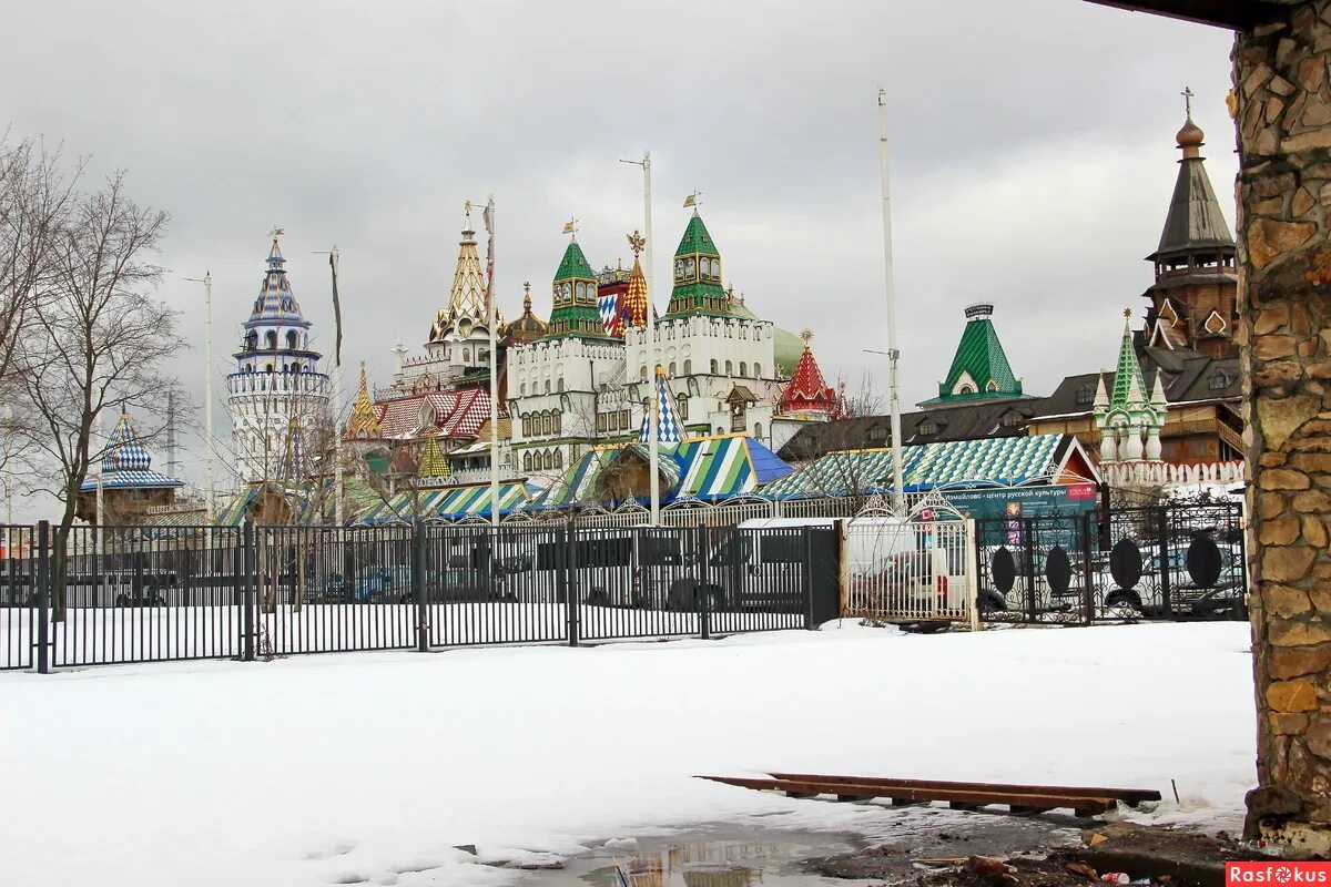 усадьба измайлово кремль 2000. настоящее измайлово. настоящее измайлово. кремль в измайлово вечером. настоящее измайлово.