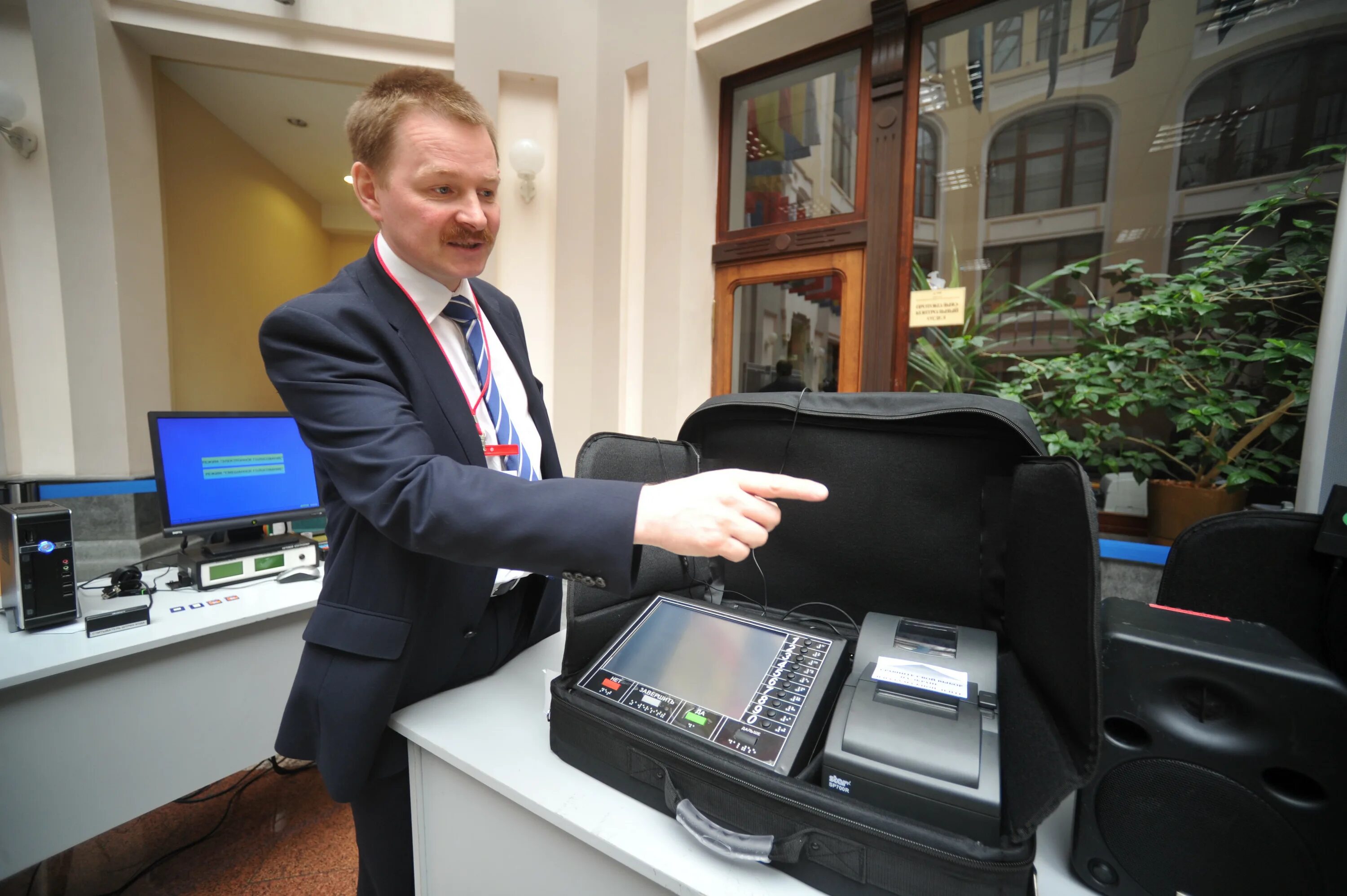 Russian voting. Государственная автоматизированная система выборы. Voting Russia. Voting in Russia.