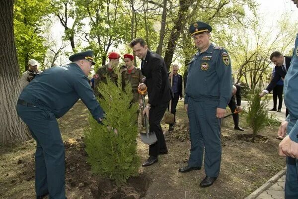 Ерш новочеркасск последние. ВДПО Новочеркасск. Директор ВДПО Новочеркасск. Аллея славы Новочеркасск. Рубашкин Новочеркасск пожарник.