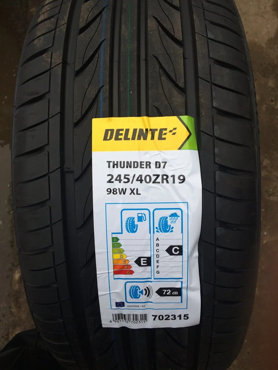 Купить резину delinte. Delinte d7 225/45 r17. Delinte d7 225/45 r17 94w. 205/50r17 Delinte d7 93w. Delinte dh2 225/50 r17.