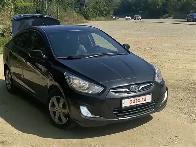 Hyundai Solaris лицо. Hyundai черный. Потом черный старый машины Хендай Солярис. Хендай Солярис, 2012 год стоит антибуксировочная система. Купить солярис в ставропольском крае