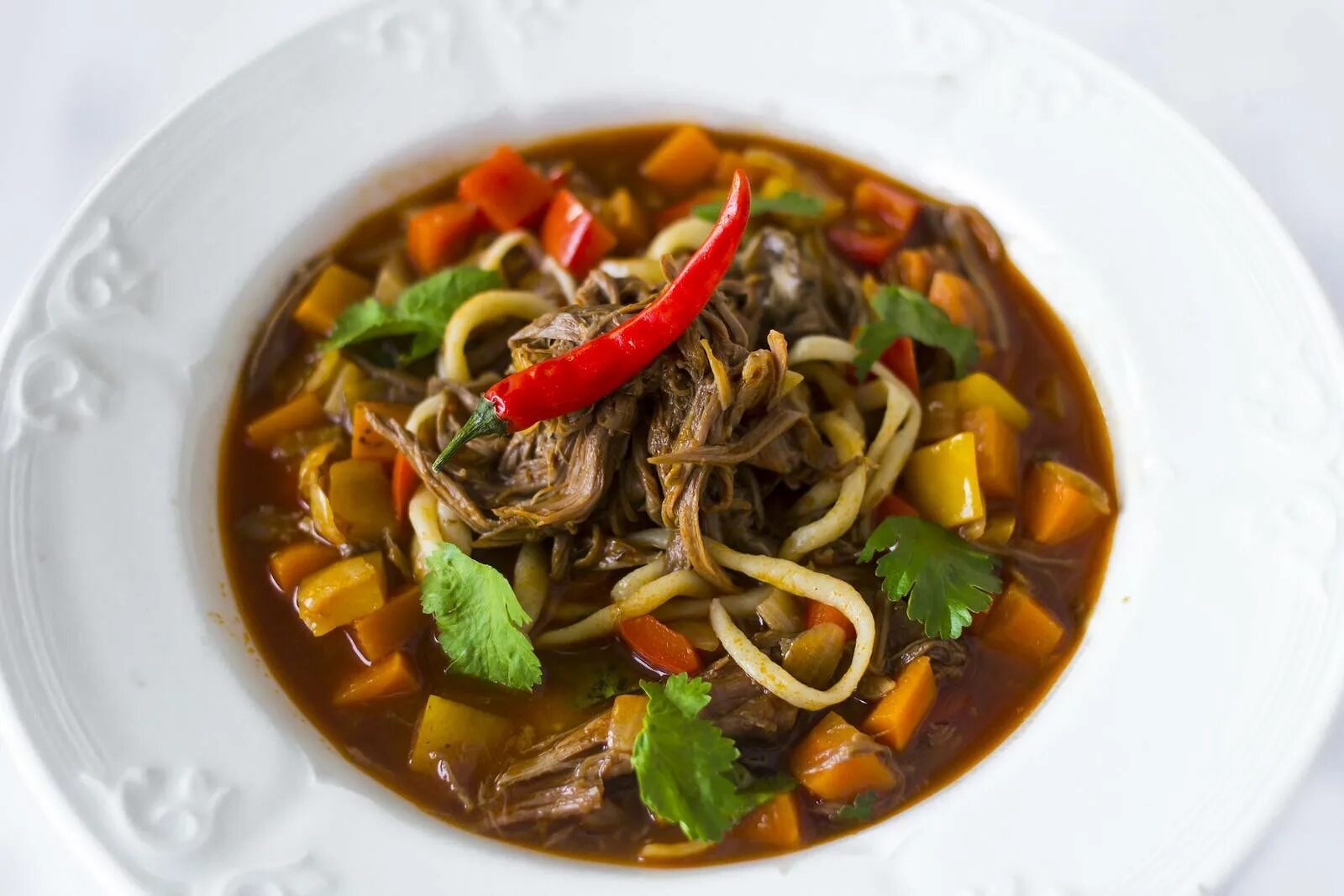 Сорпа лагман. Вок лагман. Как правильно варить лагман. Лагман по уйгурски. Логман.