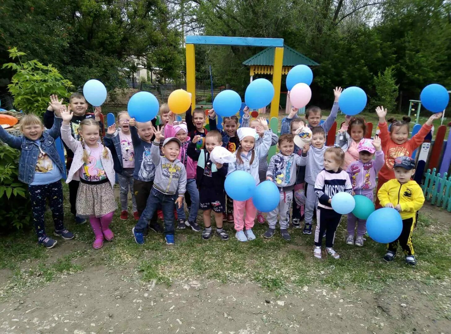 Погода в придорожном самарской. Школа пос. придорожный Энгельсский район. Поселок придорожный Энгельсский район школа. Посёлок придорожный Энгельс. Поселок придорожный Энгельсский район.