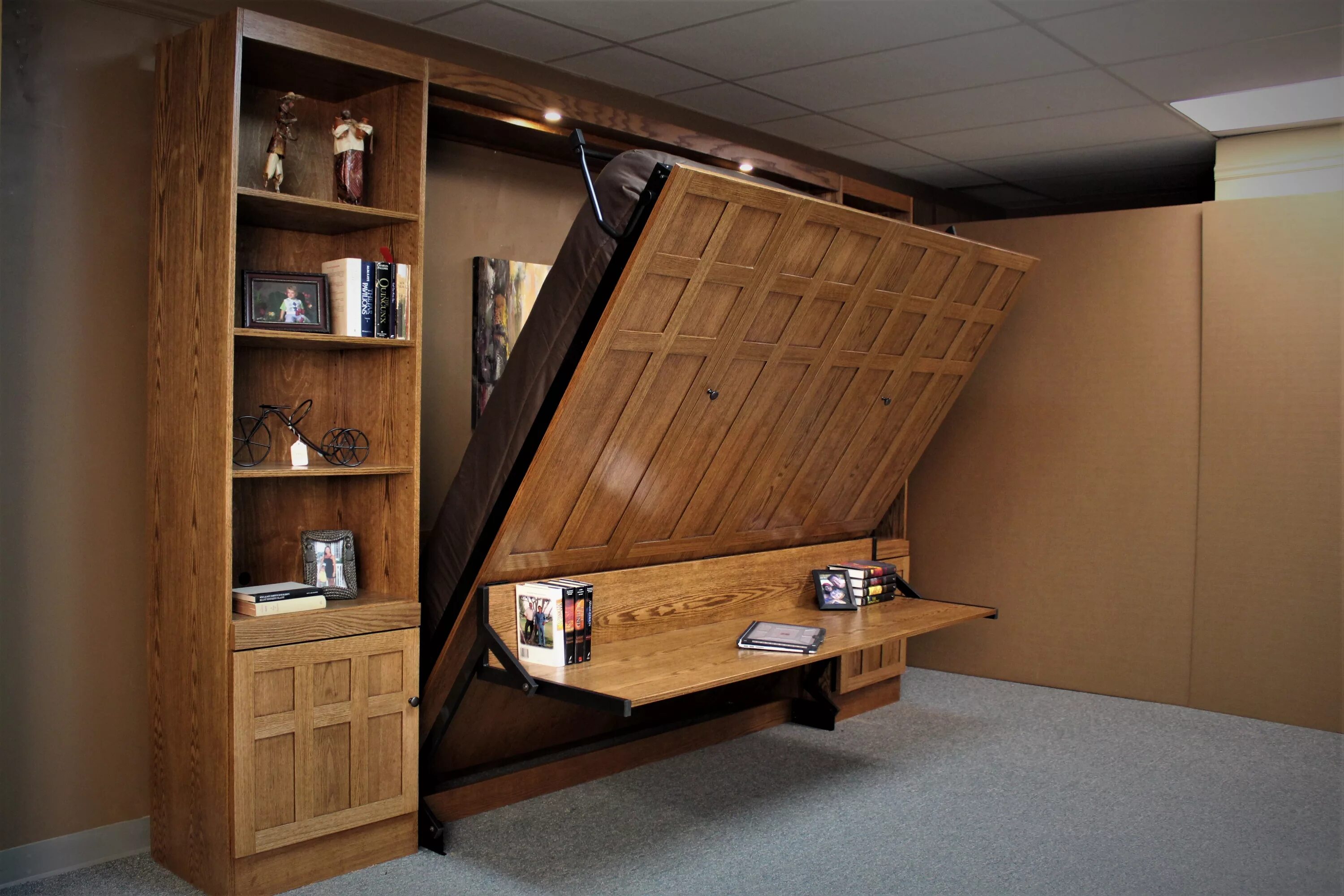 Кровать подъемная из дерева. Подъемная кровать Уильяма Мерфи. Murphy Bed откидная кровать Мерфи. Кровать Уильяма Мерфи. Откидные кровати Вильям Мёрфи.