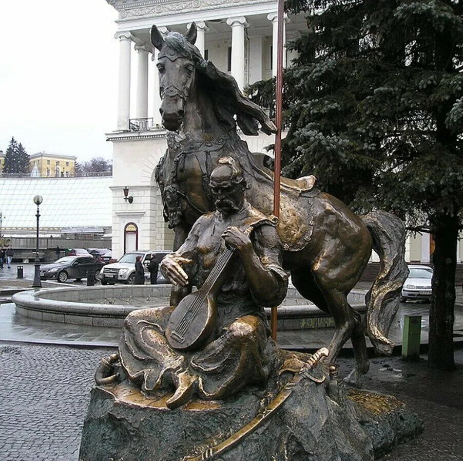Мамаев курган волгоград. Мемориал комплекс мамаев курган. Казак кривой рог (памятник). Монументальная скульптура мамаев курган. Козак мамай памятник.