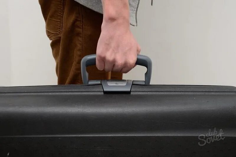 Как открыть пароль на чемодане. Замок для чемодана samsonite. замок на чемодан samsonite tsa007. кодовый замок на чемодане самсонайт. пазы на чемодане.