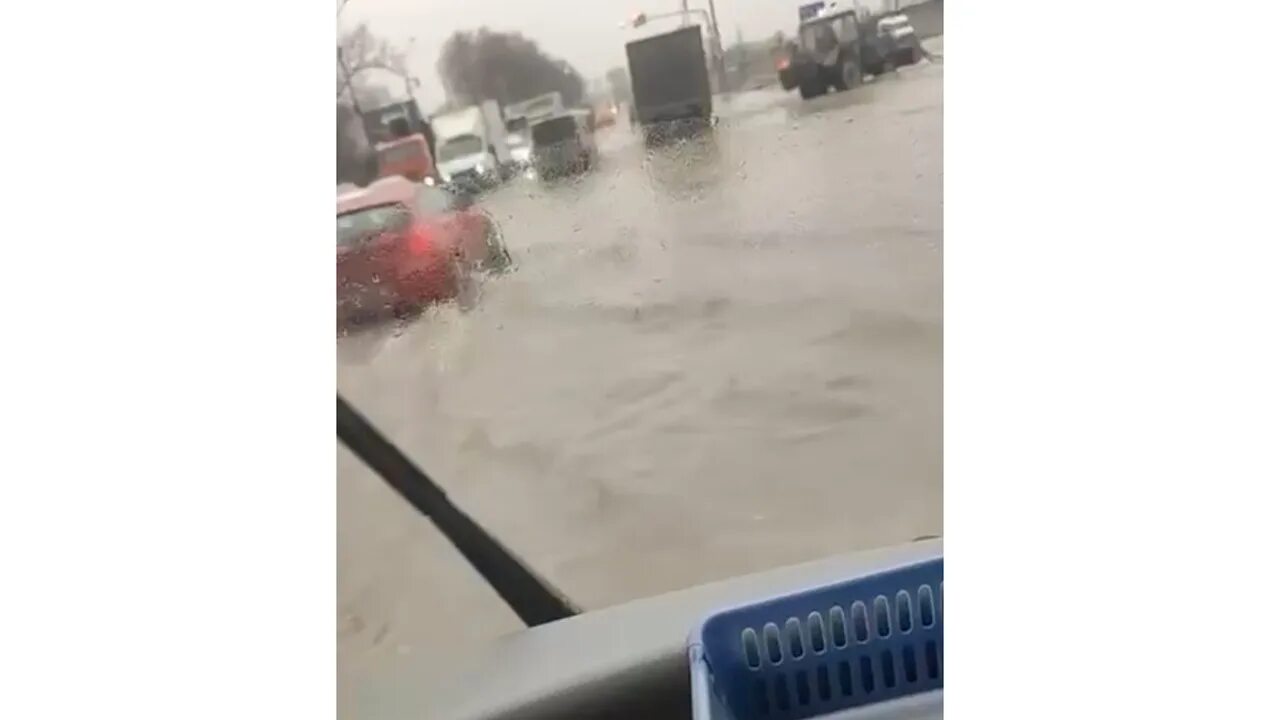 Наводнение. Потоп на шоссе. Каширу затопило. Последствия непогоды в Москве. Паводок в подмосковье 2024 когда ожидается