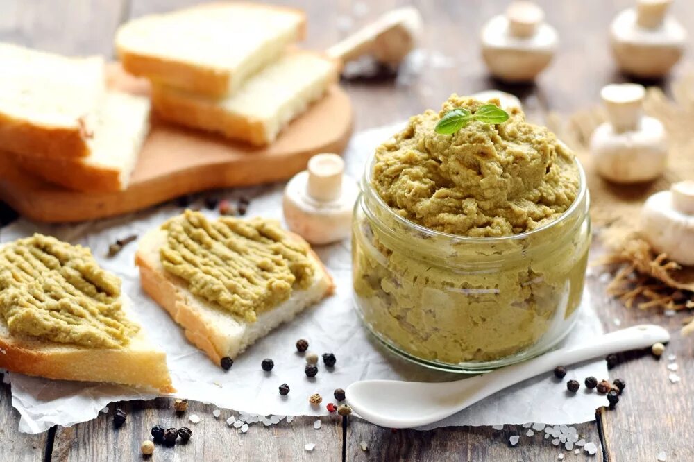Паштет с грибами куриный рецепты. Яичный паштет. паштет домашний ~ 500г. паштет намазка. паштет из сыра и грибов.