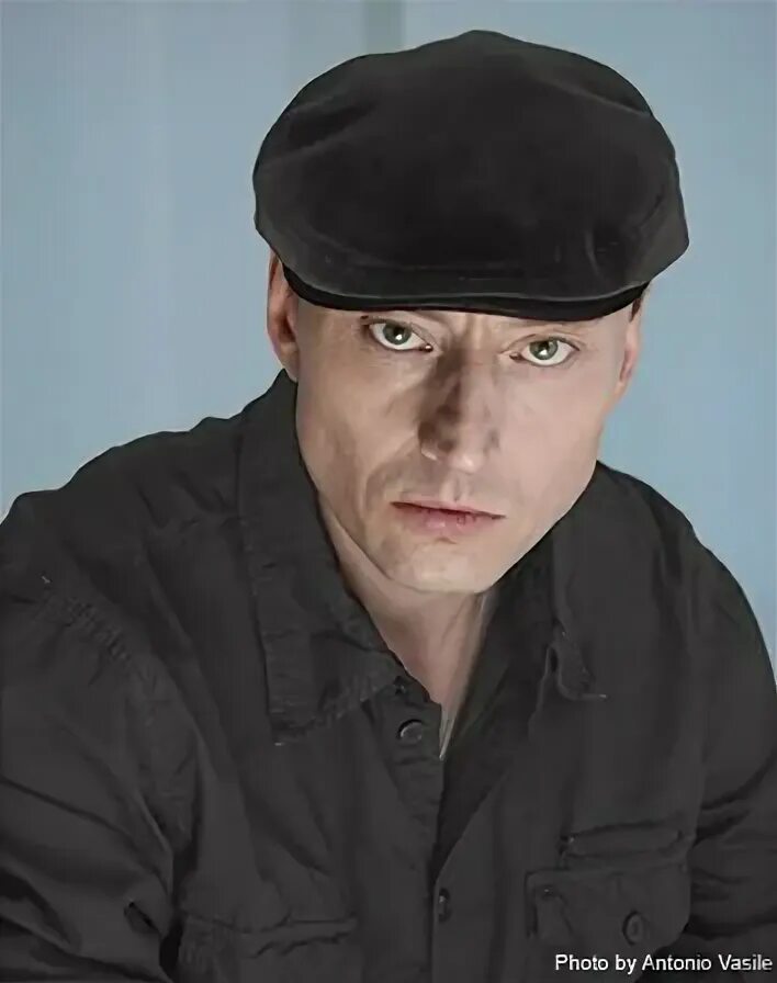 Дэн вэй актер. Вернер даен. Мужик даен. Вернер даен фото. Вернер даен.