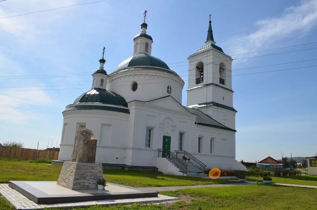 Частоостровское красноярский край церковь. Село частоостровское красноярский край. Храм святой троицы емельяново. Храм частоостровское красноярский край. Село частоостровское красноярский.