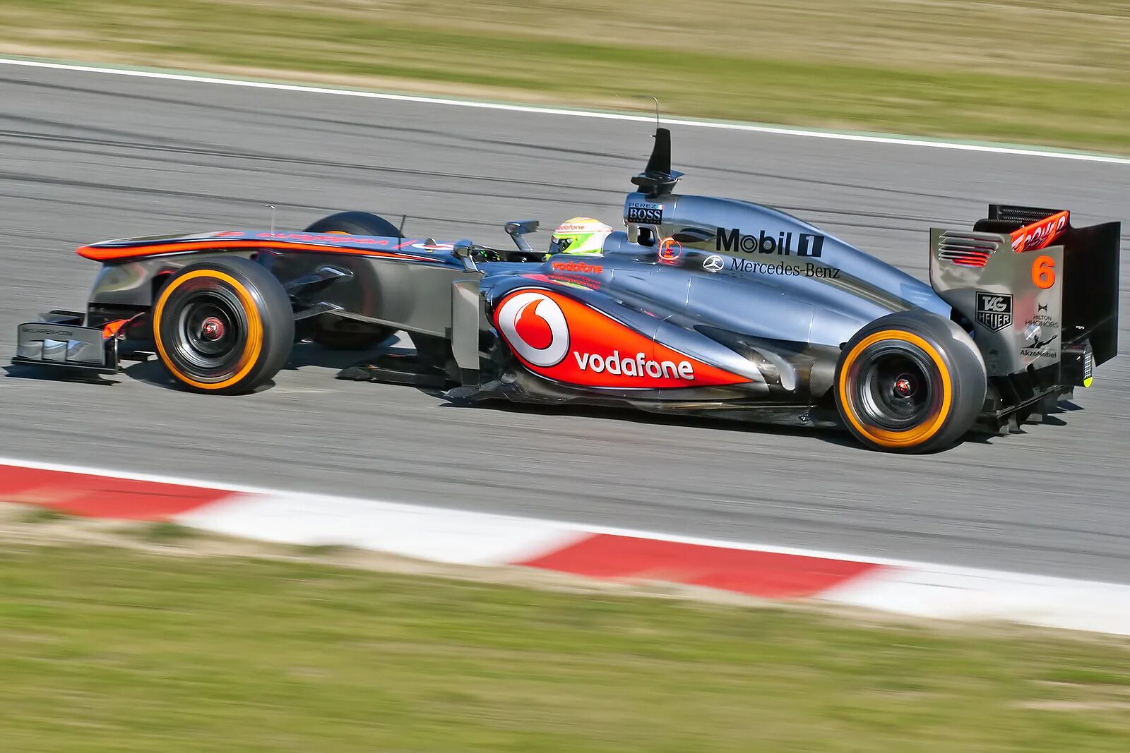 MCLAREN f1 2013. Макларен ф1 Болид. Ф1 2013 Болиды. Болид Макларен 2013.