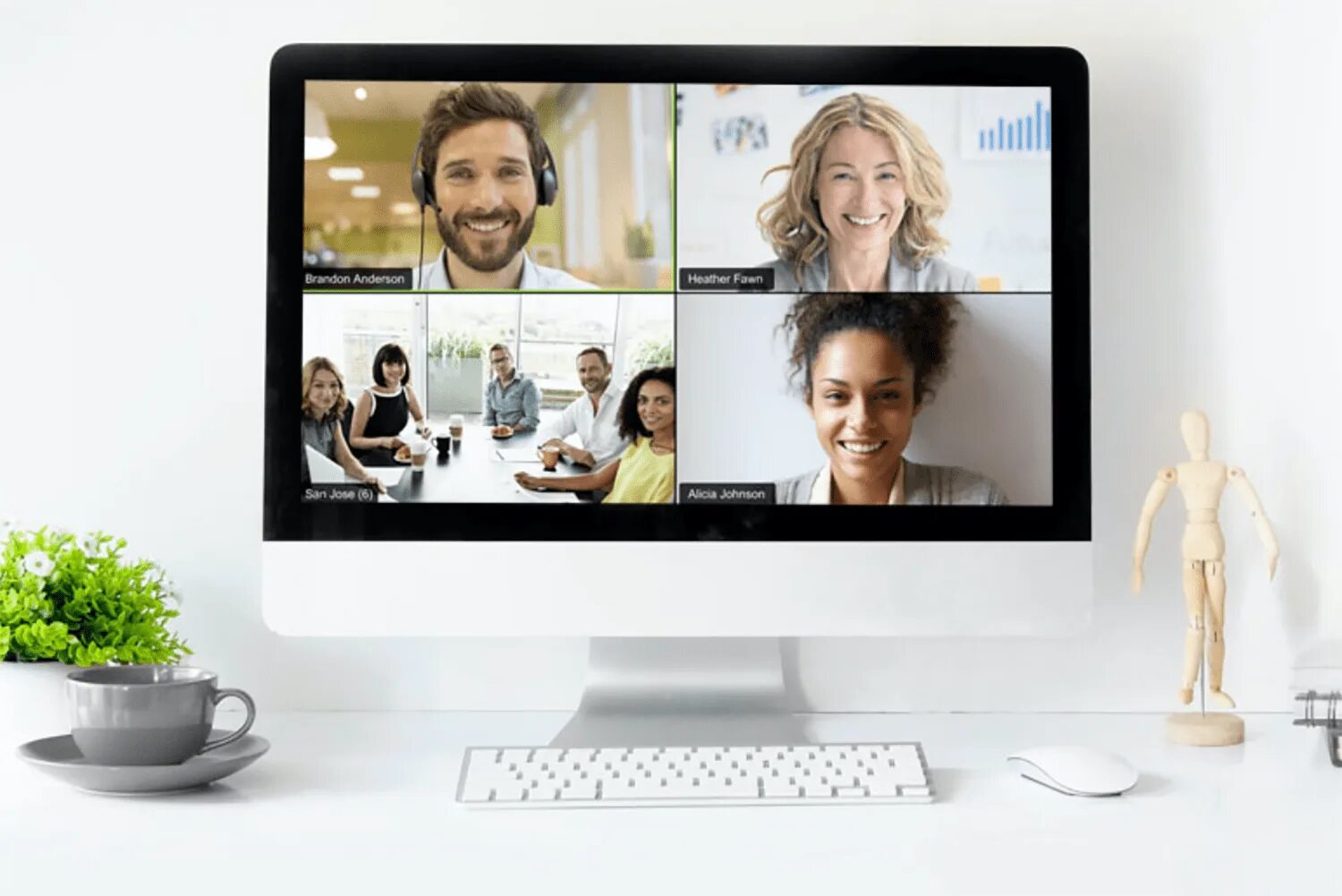 Skype чат. Видео связь чат. Человек по видеосвязи. Видеочат. Видеочат общение.