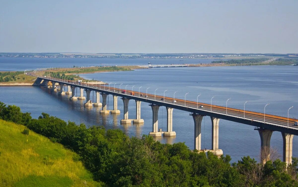 Самый длинный город россии. Мост Сорочьи горы Татарстан. Мост через реку Кама Сорочьи горы. Мост Кама Татарстан. Мост через реку Кама Казань.