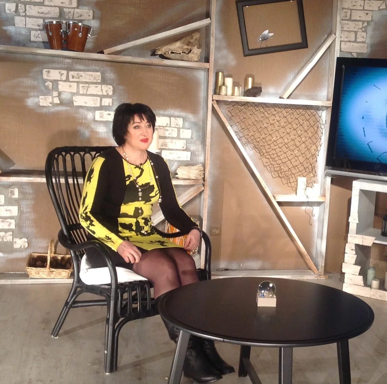 посоветуйте ясновидящего. гадалка ясновидящая в подмосковье. ясновидящая татьяна. посоветуйте ясновидящего. асмр гадалка.