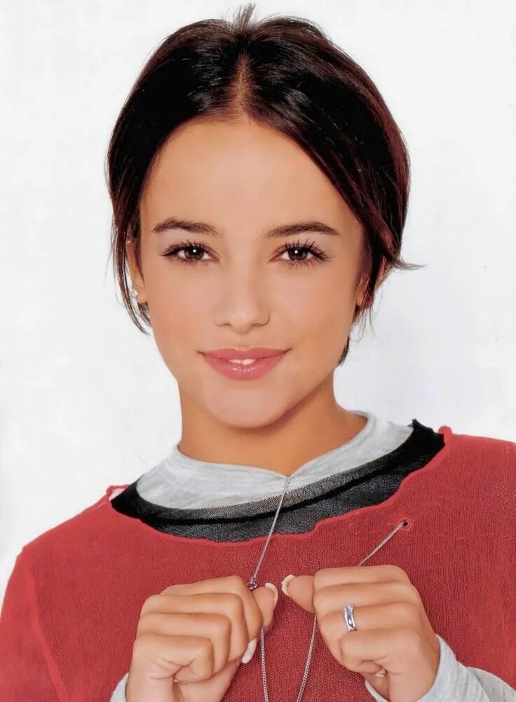 Alizee дата. Alizee. ализе жакоте. ализе французская певица. ализе жакоте в юности.