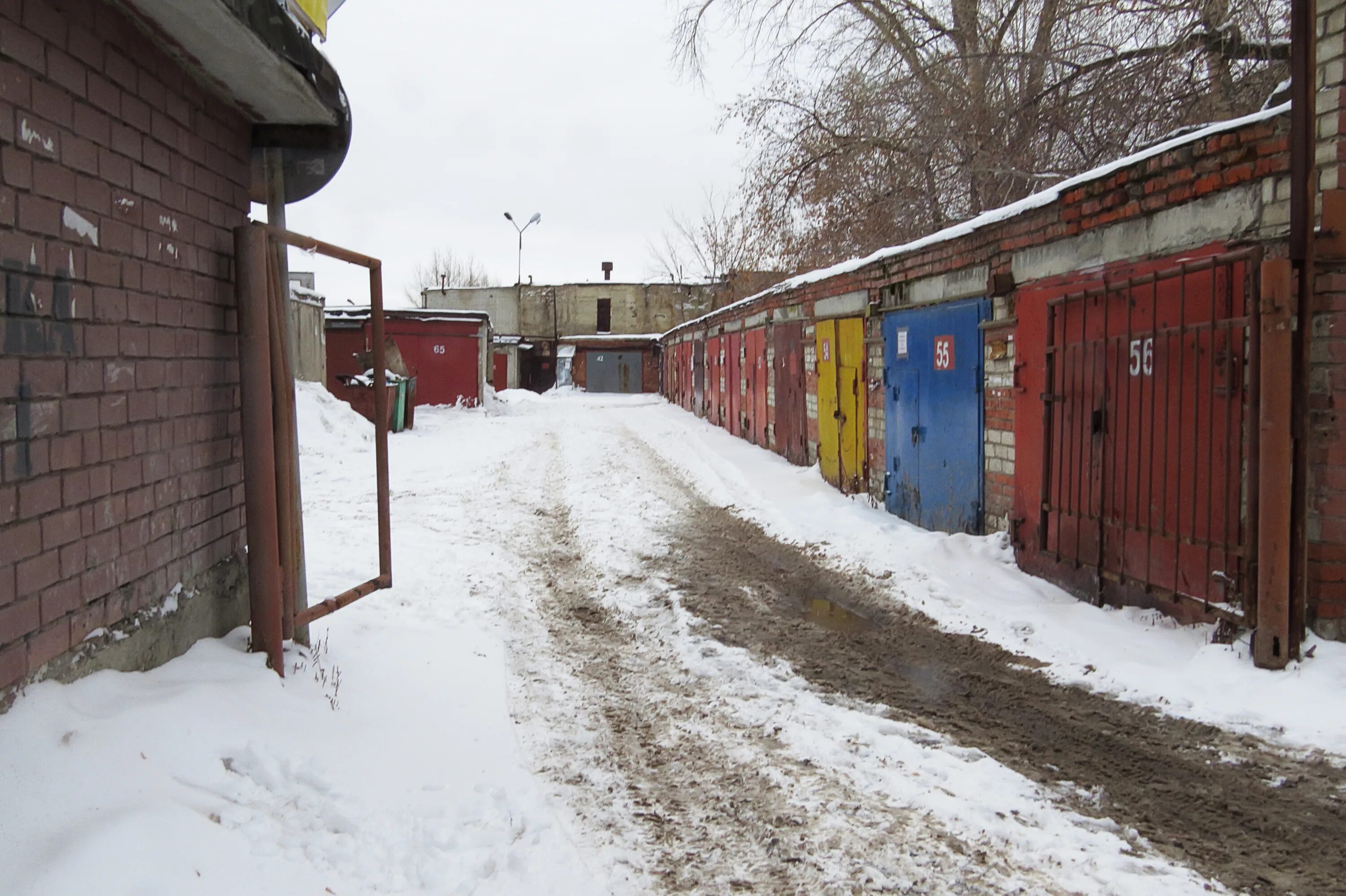 Гараж 2 этажа в гаражном кооперативе. Гагарина 44 гаражный кооператив. Гаражный кооператив "стрелка-2". Суды гаражных кооперативов. Гск 201 челябинск.