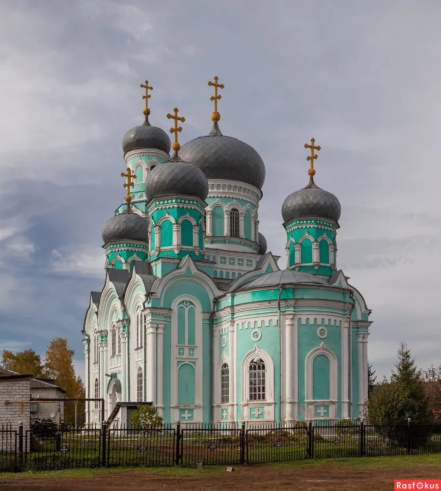базарном сызгане. базарный сызган ульяновская область. храм в базарном сызгане ульяновской области. базарном сызгане. базарный сызган сквер.