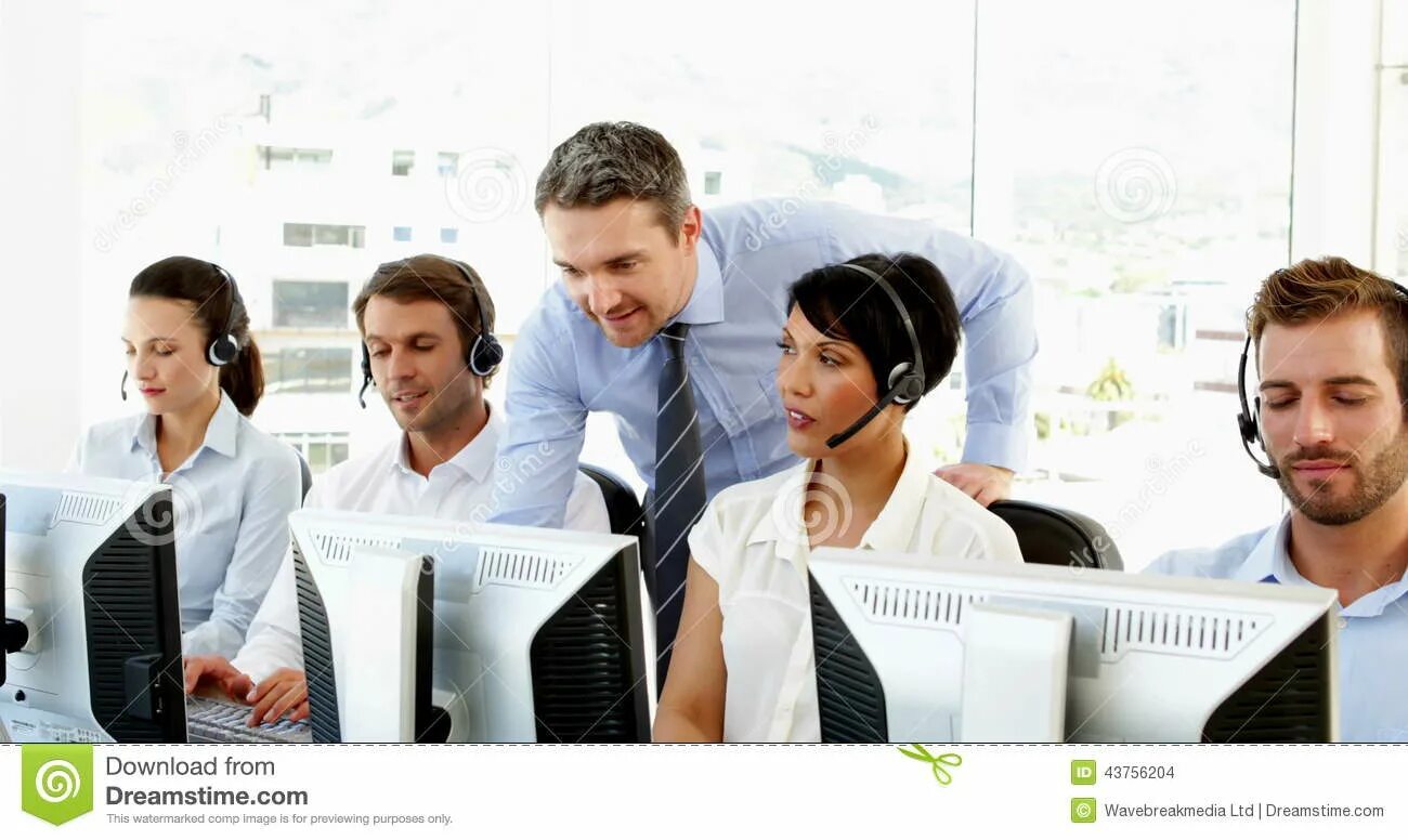 Huge call. Call центр скам. днепр колл центр скам. indian call center.