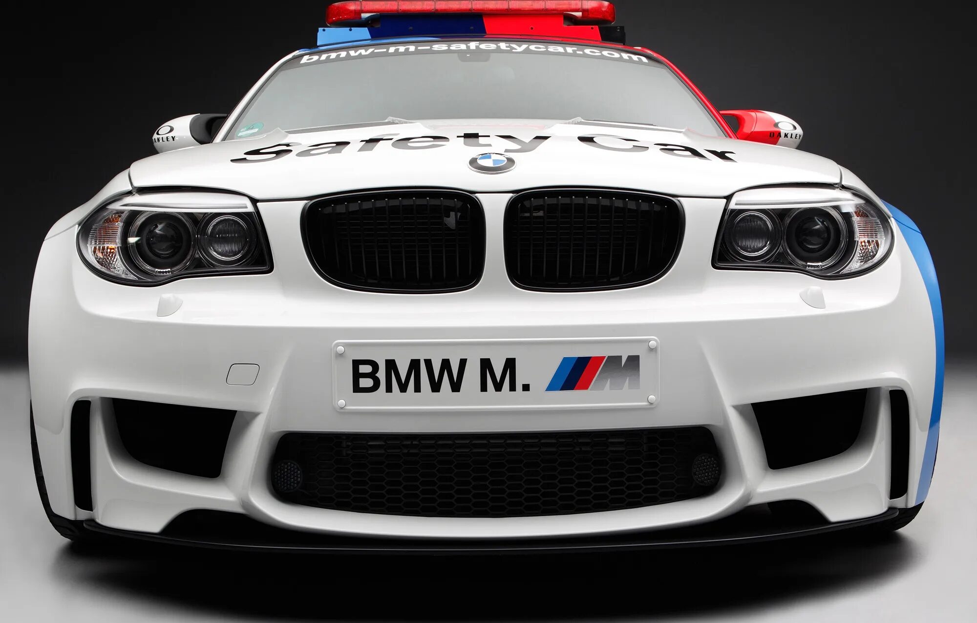 B w v m 1. BMW m1 e82. BMW m1 2011. Машина BMW M 1. BMW m1 1998.