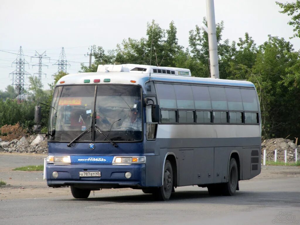 Автобусы курган телефон. Kia Granbird 2023. Автобус Киа 45. Курган Белозерское автобус. Автобус Курган Екатеринбург.