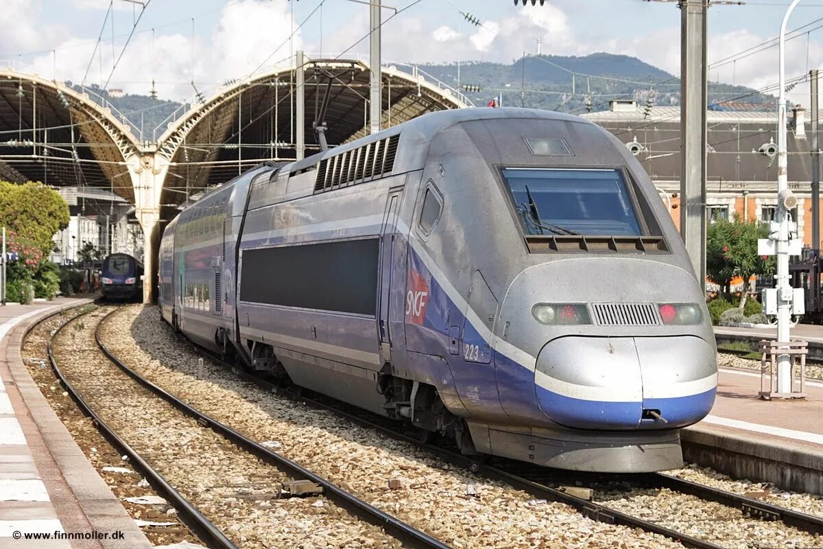 ТЖВ Франция. Поезд ТЖВ Франция. Французский поезд TGV. Французские скоростные поезда TGV.