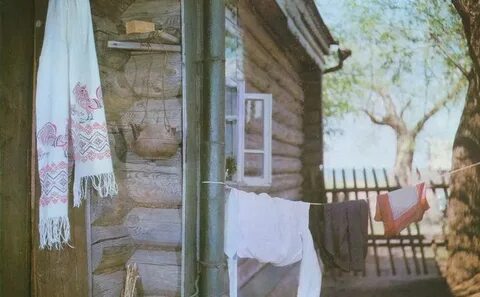 Веет запахом