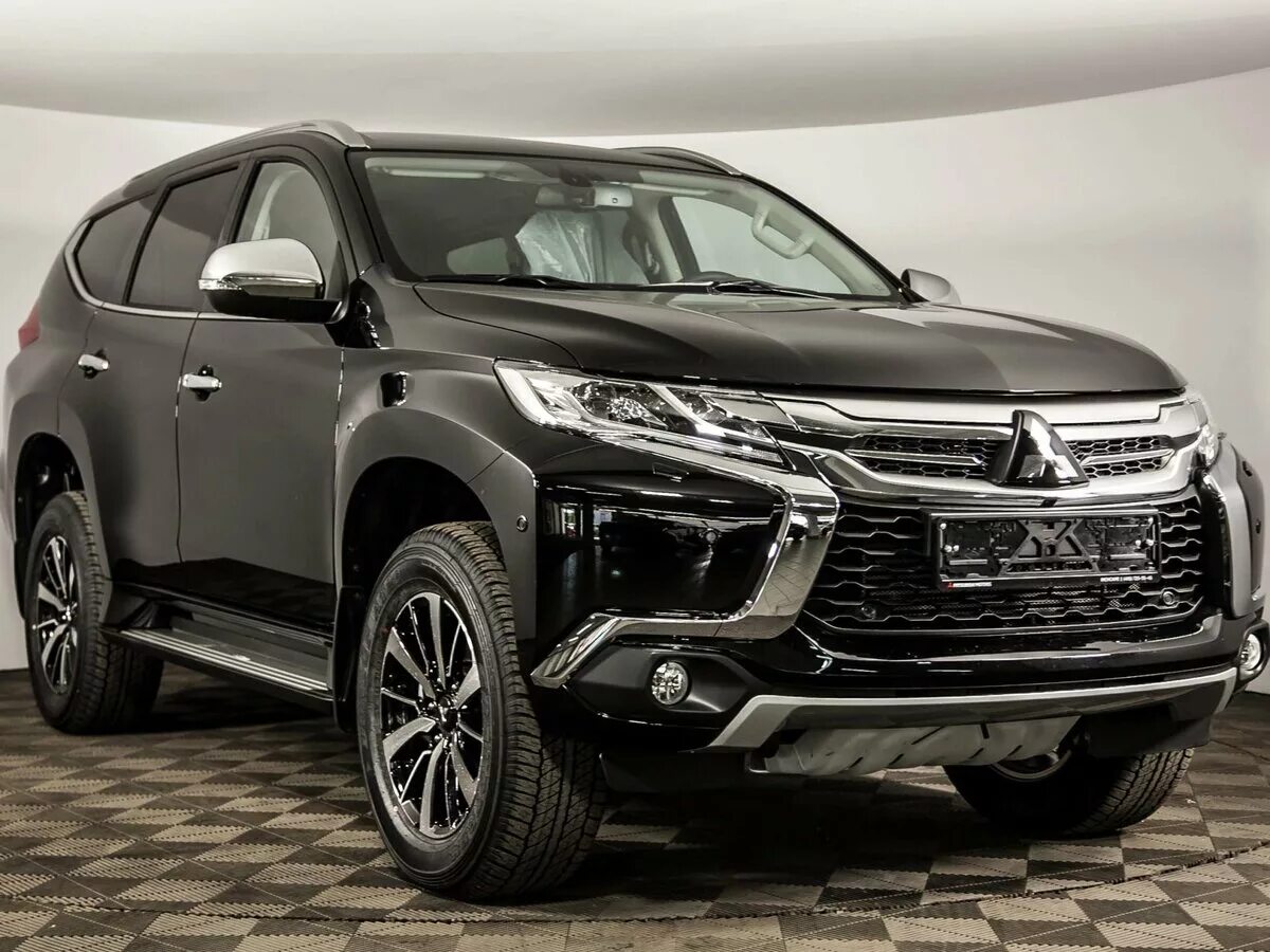 Mitsubishi pajero sport 2020. Mitsubishi Pajero Sport 2019. Pajero Sport 2020. Mitsubishi Паджеро спорт 2019. Паджеро спорт 3 2019.