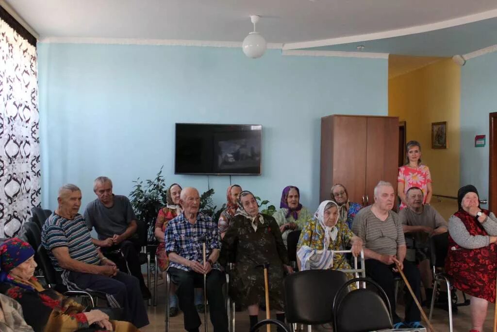 Красивский интернат забота. Елец дом интернат для престарелых и инвалидов. Отрада нижневартовский дом-интернат. Ростов на дону дом интернат престарелых. Дома престарелых в ростовской области.