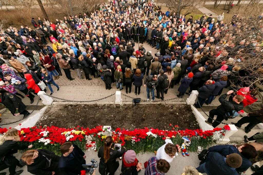 Шереметьево 2019 трагедия. 5 Мая 2019 авиакатастрофа в Шереметьево. Катастрофы в Мурманске.