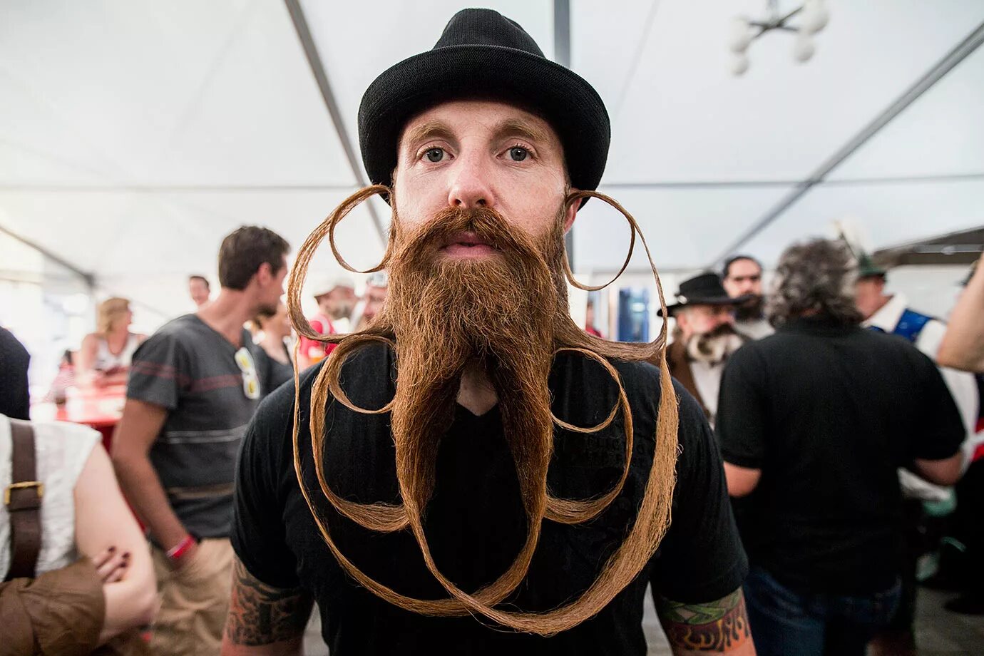 Необычные странных людей. Борода. Необычная борода. Фестиваль Бород. Самые большие бороды в мире.