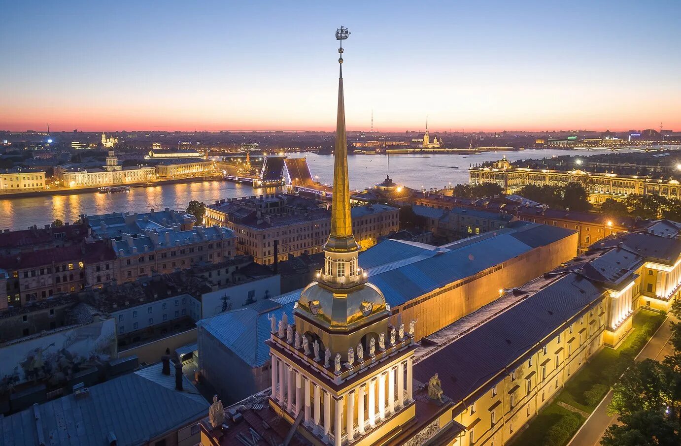 Адмиралтейство в Санкт-Петербурге. Алмиралтействов Санкт-Петербурге. Здание Адмиралтейства в Санкт-Петербурге. Шриль Адмиралтейство в Санкт-Петербурге.