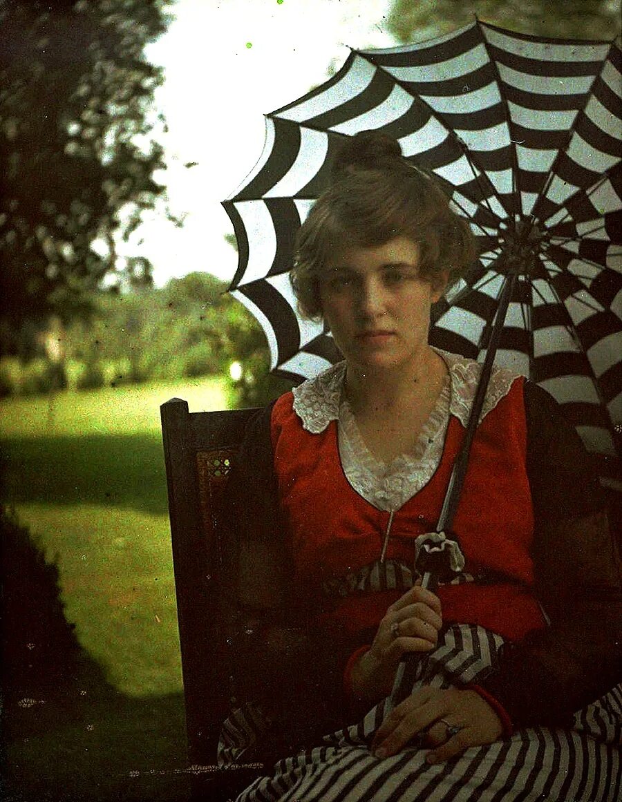 Первые цветные снимки. Этельдреда лэинг. Этельдреда лэинг. Первая цветная фотография максвелла. Автохром начала xx века.