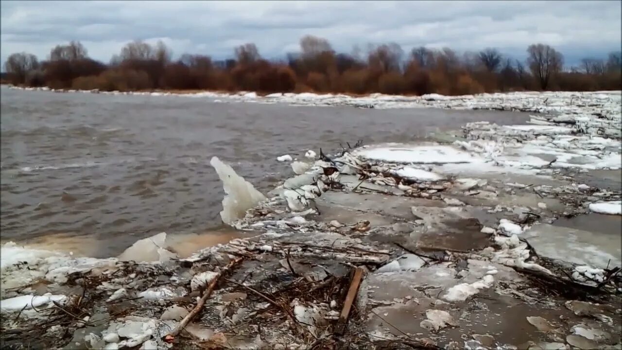 Подъем воды в клязьме на сегодня. Вязники половодье. Река Клязьма в Вязниках. Разлив реки Клязьма в Вязниках. Половодье заторы.