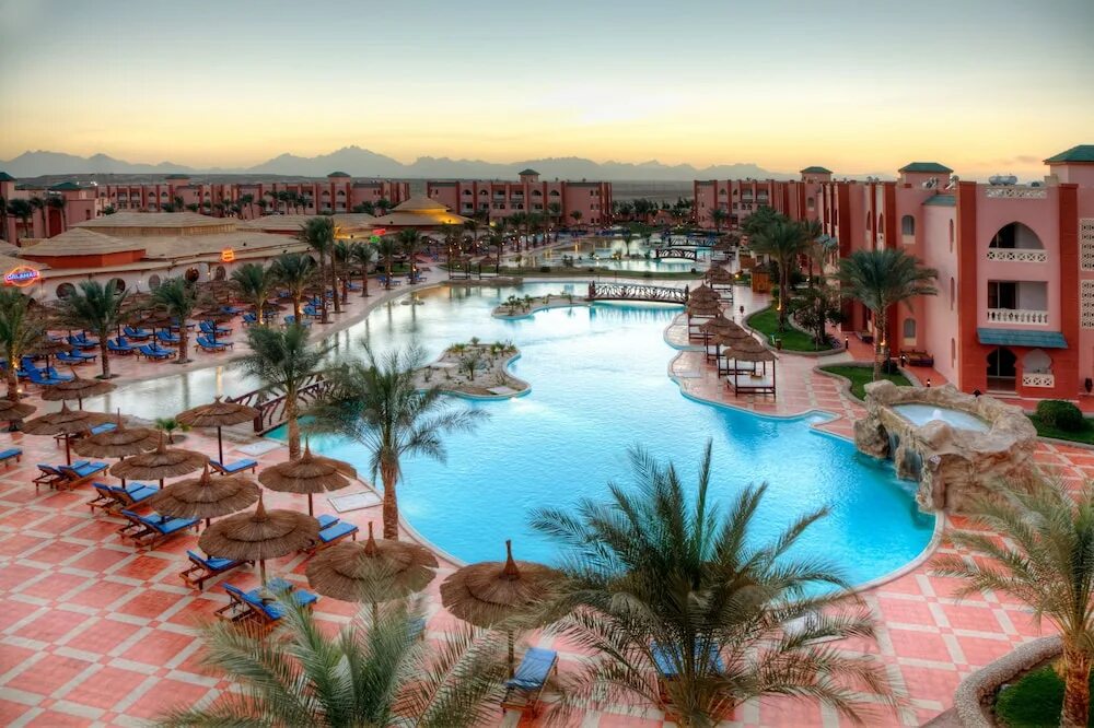 Pickalbatros beach resort hurghada. Альбатрос Аква Блю Хургада. Альбатрос Аква Блю Резорт Хургада 4. Пик Альбатрос Хургада. Альбатрос Аква Виста Хургада.