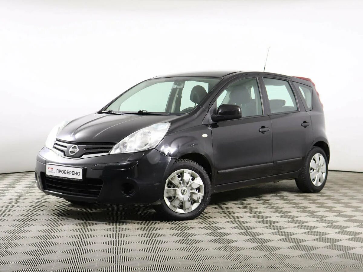 Ниссан ноут на механике. Nissan Note 2010. Ниссан ноут 2010. Nissan Note 2010 года. Ниссан ноут механика.