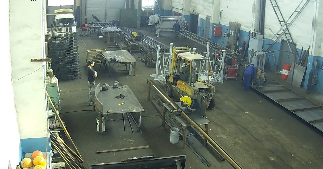 Цех запись. Навлинский завод промсвязь. Цех по производству корпусной мебели. Завод базальт тула. Цех по ремонту электродвигателей.