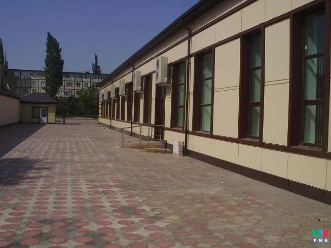 Кафе парнас кизилюрт. Отель в кизилюрте. Гостиница дагестан буйнакского. Гостевой дом сулак дагестан. Гостиница парнас дагестан кизилюрт.