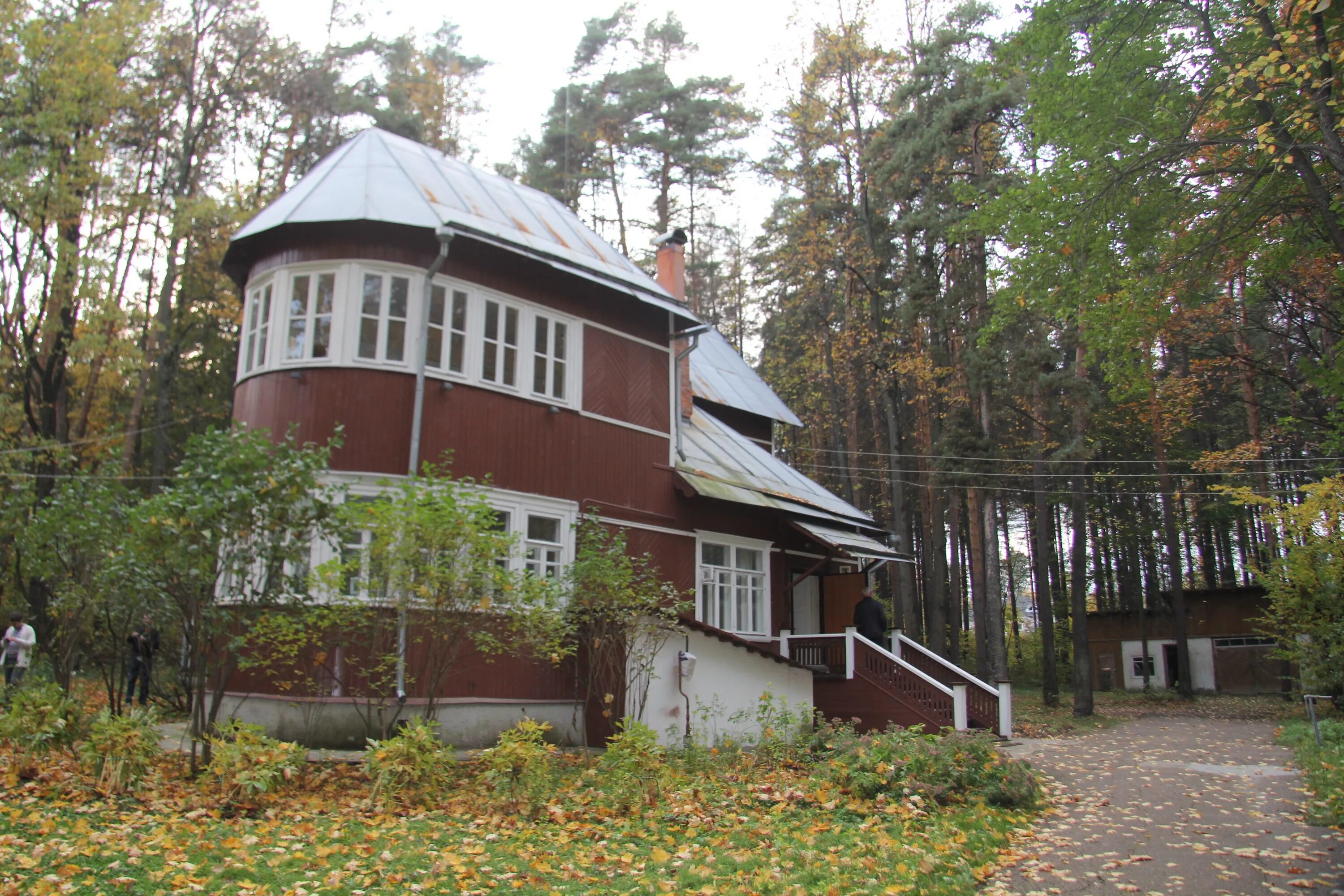 Дом Пастернака в Переделкино. Музей Бориса Пастернака в Переделкино. Музей дача Пастернака в Переделкино.