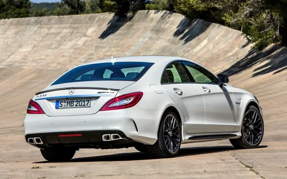 Mercedes benz cls 63 amg 2017. Мерседес cls 63 amg купе. Mercedes-benz cls 63 s amg. Мерседес бенц цлс 63 амг. Mercedes cls 63 amg 2016.