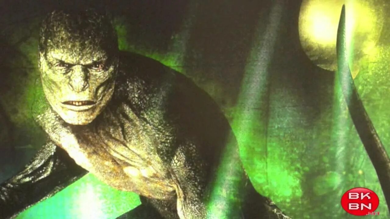 Look the lizard in the sun. Ящер человек паук фильм. Новый человек-паук фильм 2012 ящер. Новый человек паук ящерица. Человек ящерица фильм.
