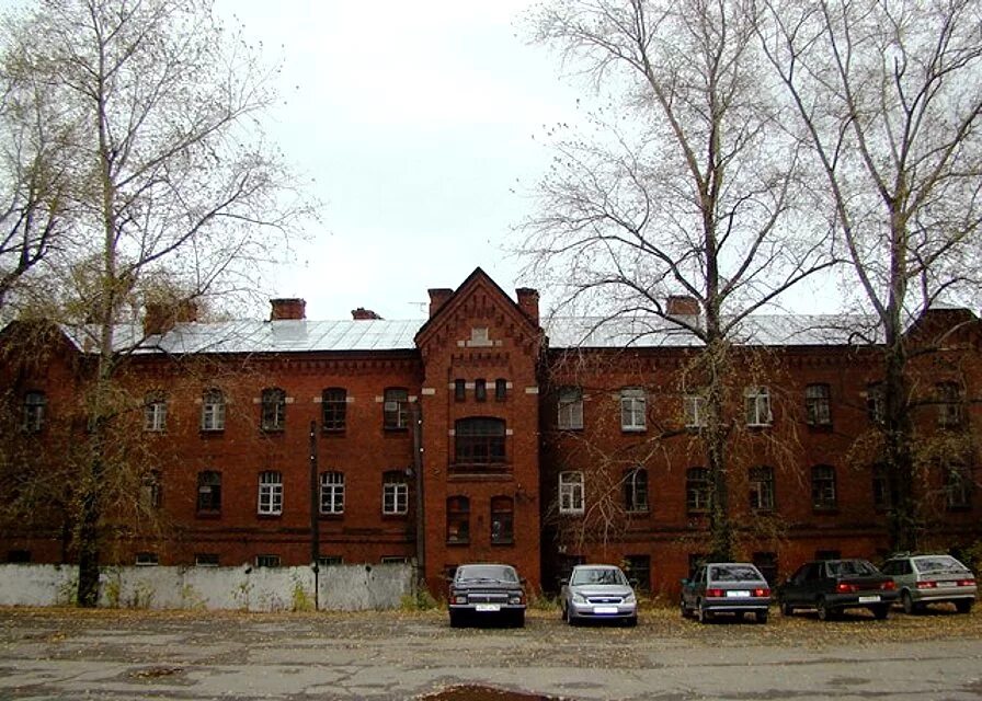 красные казармы челябинск. здание. красные казармы вологда. волгоград красные казармы в/ч. 03427 красные казармы иркутск.