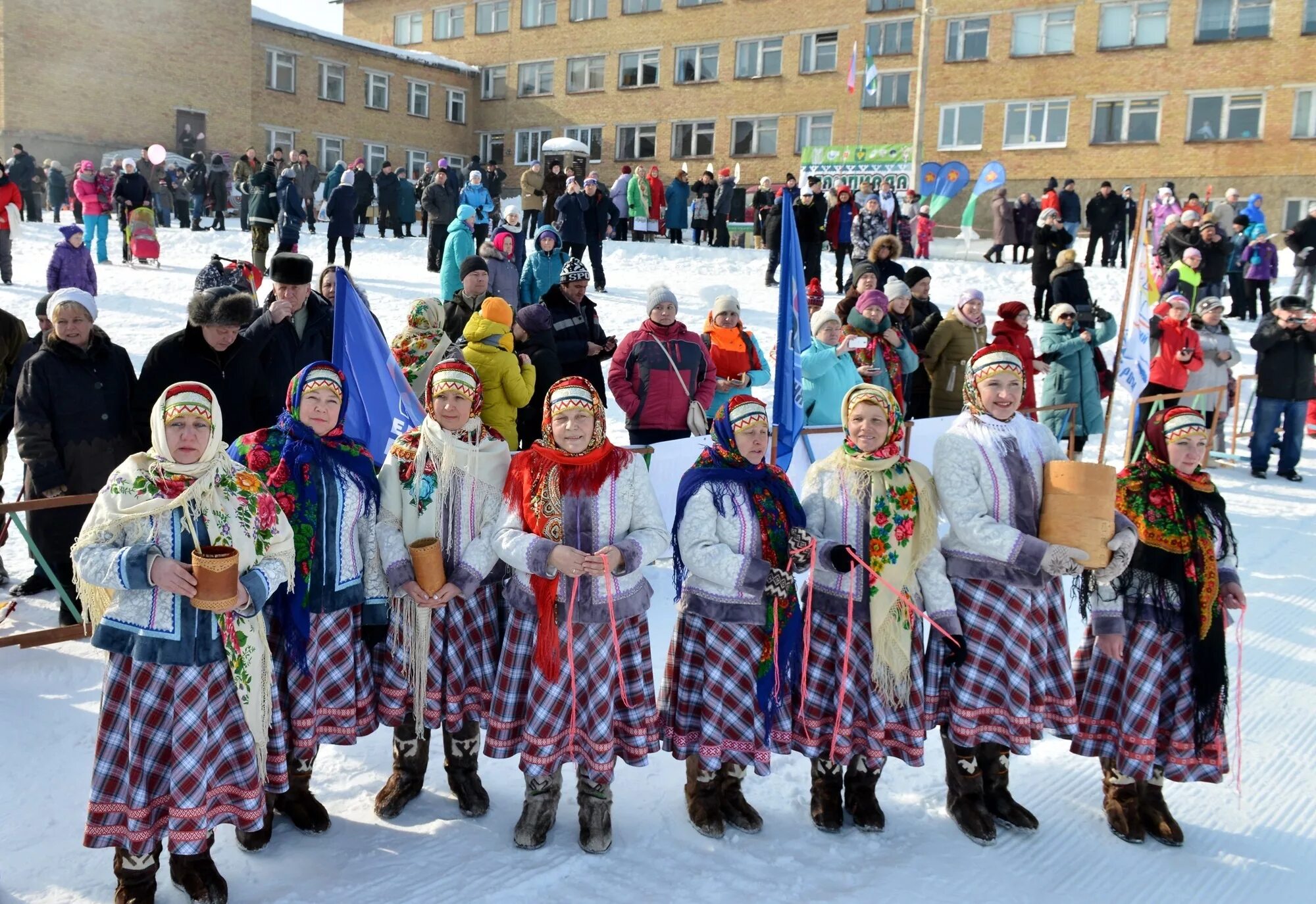 Республика Коми народ. Обряды Коми народа. Коми Республика народы Коми. Национальные праздники Коми зыряне. Обычаи народов коми