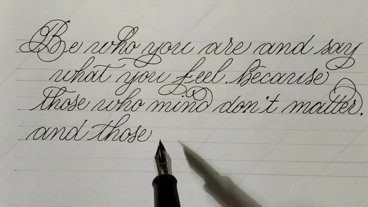 Beautiful writing. Modern english handwriting. beautiful handwriting styles. british handwriting styles. beautiful english handwriting in pencil.