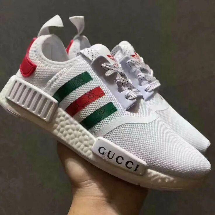 Адидас гуччи кроссовки. Adidas NMD Gucci. Adidas коллаб гуччи кроссовки. Кроссовки адидас x гуччи. Кроссовки адидас гуччи